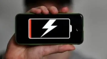 هل يؤثر ترك الهاتف متصلاً بالشاحن بعد الامتلاء على عمر البطارية؟ 1